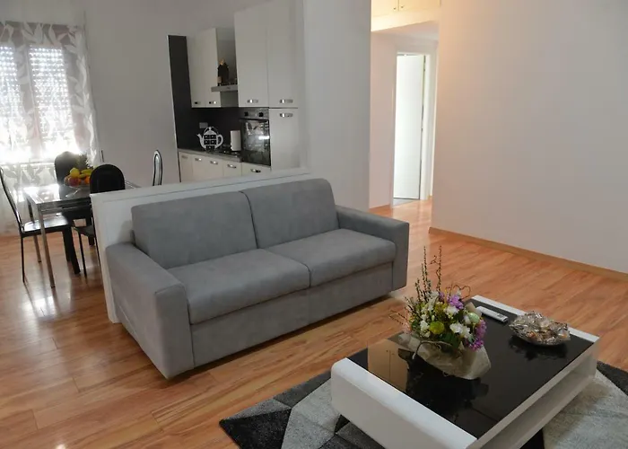 60sqm 2 bedroom, 1 bathroom Apartamento in Aeroporto Fiumicino